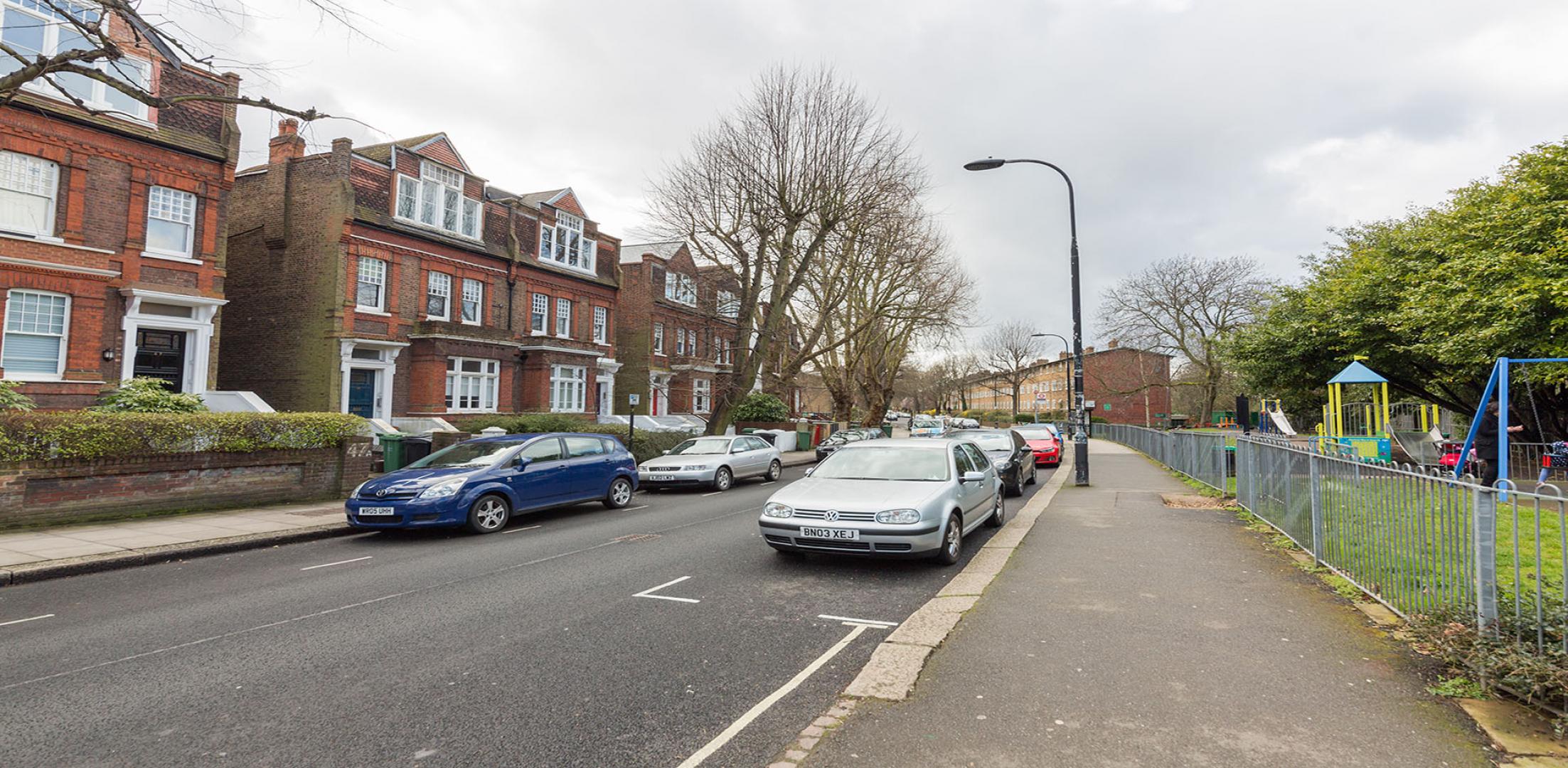 			2 Bedroom, 1 bath, 1 reception Apartment			 Broadhurst Gardens, WEST HAMPSTEAD